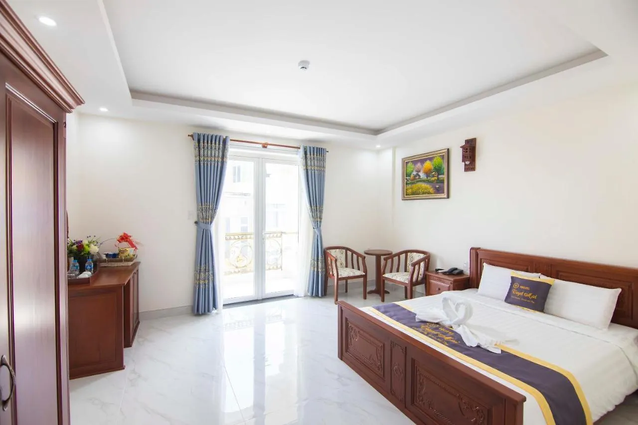 Tuyet Mai Hotel